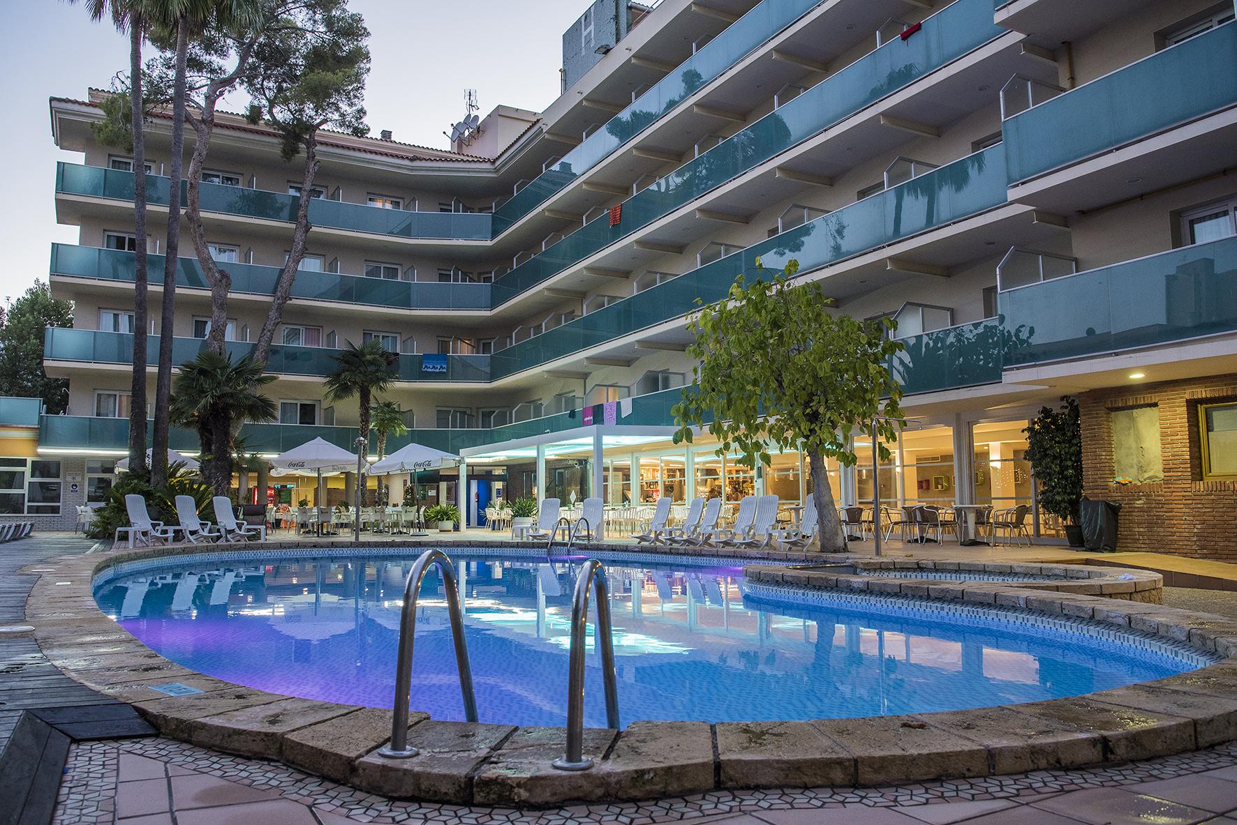 Servicios del Hotel Silken Canada Palace en Calafell | Web ...