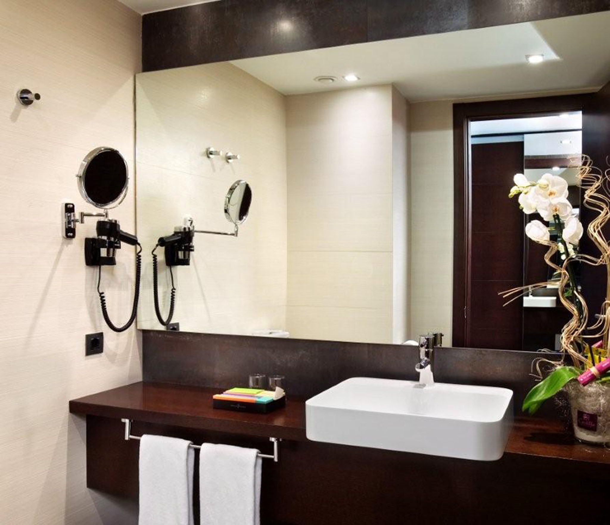 Zimmer im Hotel Silken Gran Teatro 4* in Burgos Zimmer im Hotel Silken Gran Teatro 4* in Burgos