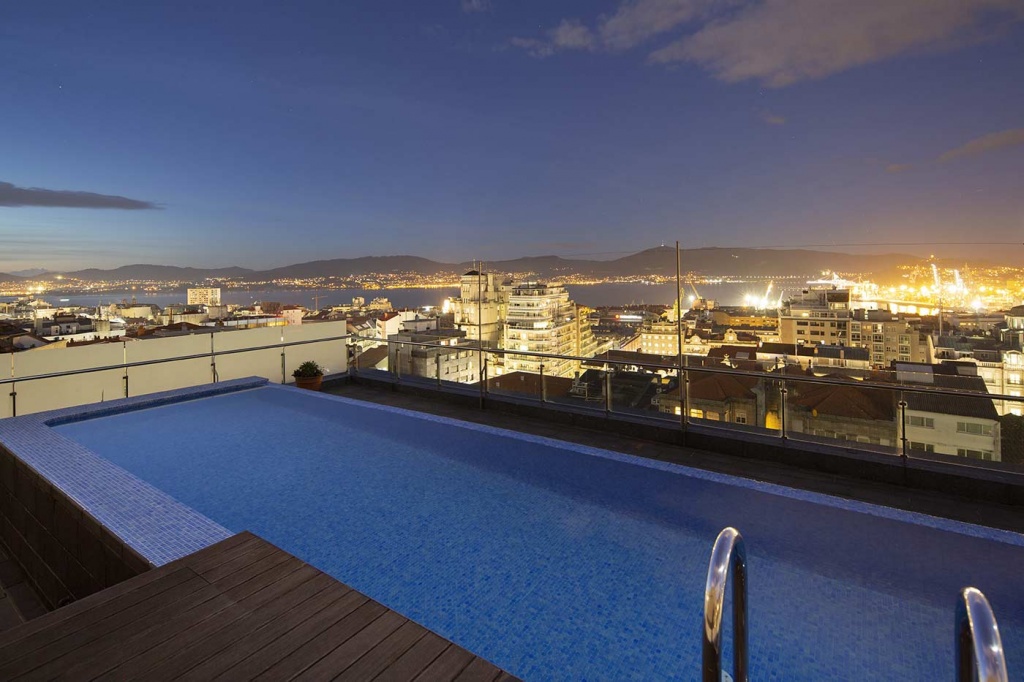 Hotel con terraza en Vigo, Silken Axis Vigo  Oficial