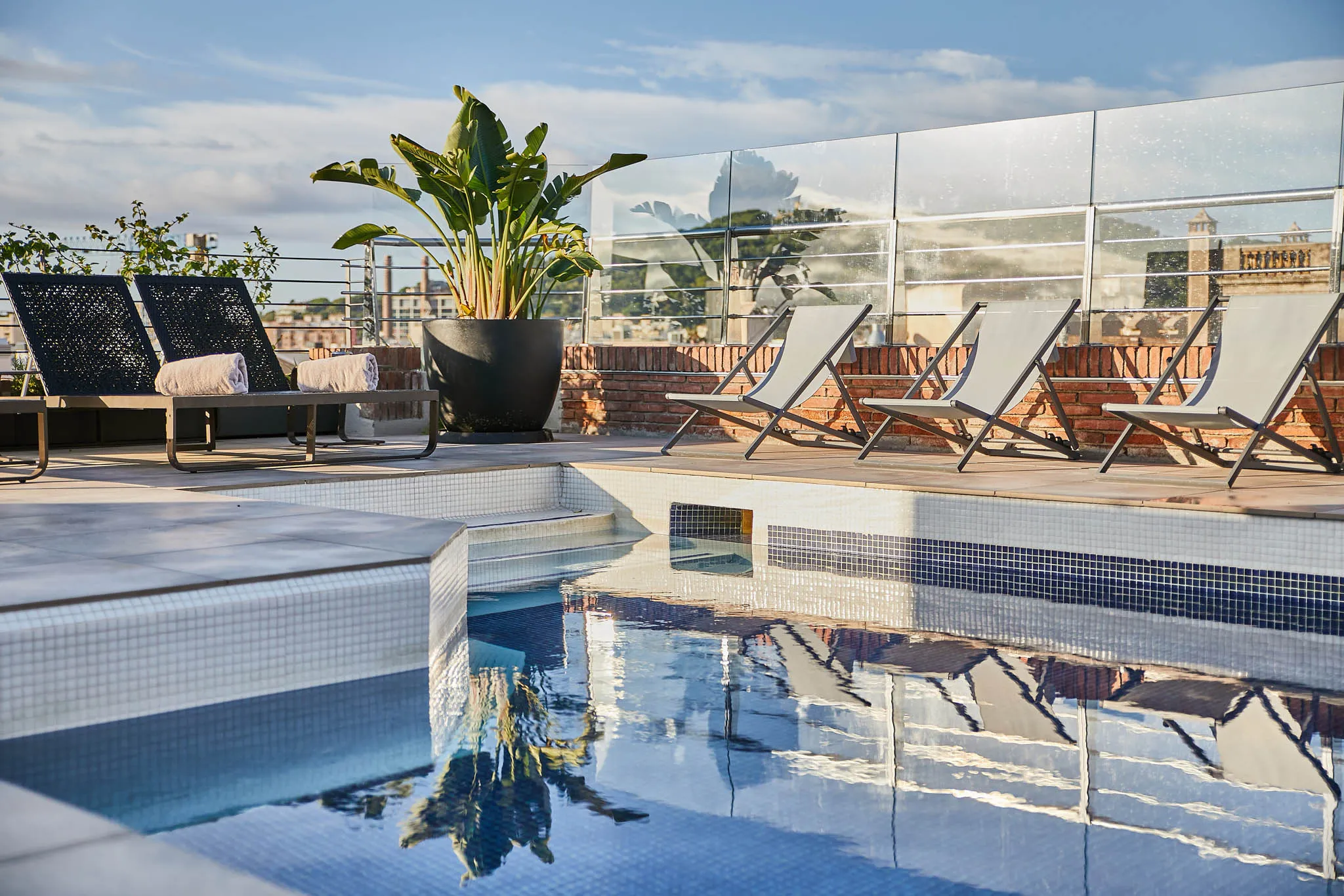 Piscina hotel centro barcelona