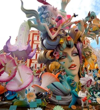 ¿Qué ver y hacer en las fallas de Valencia?