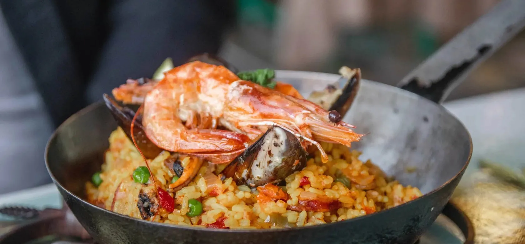 comida en una mesa
